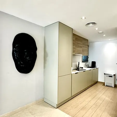Modern Flat With Private Garden In Royal Banus *