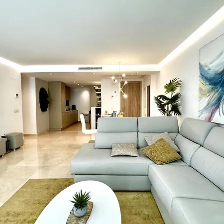 Modern Flat With Private Garden In Royal Banus Marbella