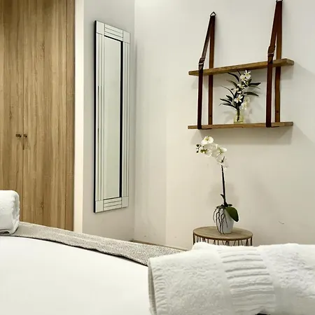 Modern Flat With Private Garden In Royal Banus Marbellac