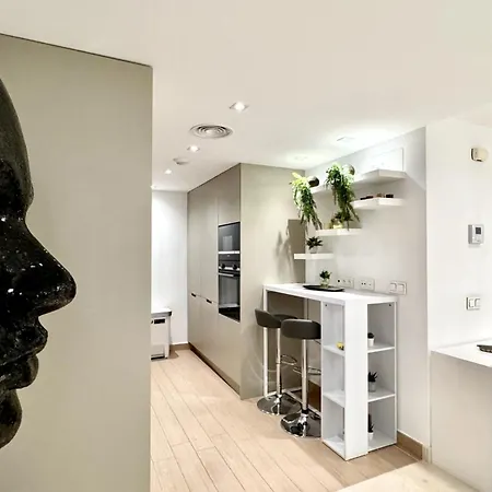 Appartement Modern Flat With Private Garden In Royal Banus